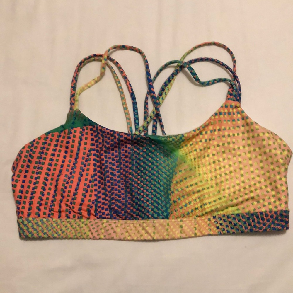 GapFit Sports Bra